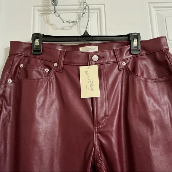 Universal Thread Women’s Burgundy Mid-Rise Faux Leather Baggy Pants Size 12R - Picture 5 of 9
